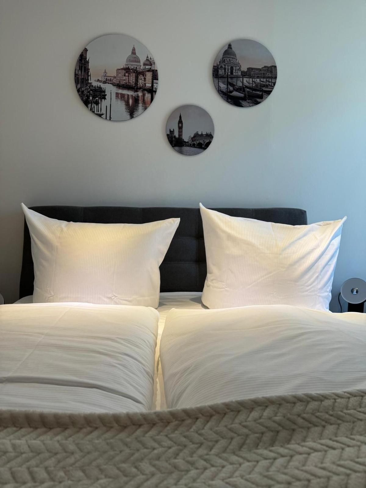 Boutique Apartment Loreley- Charmante Stillvolle Unterkunft Osnabruck Bagian luar foto